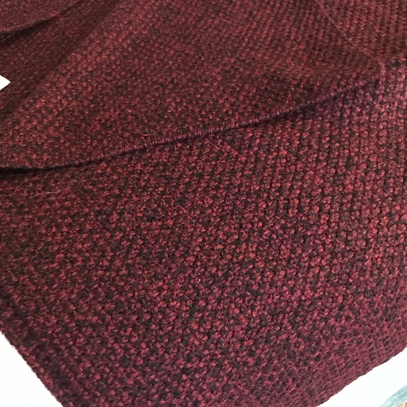 BARNEYS NEW YORK SCARF WRAP TEXTURED WEAVE - Picture 2 of 5